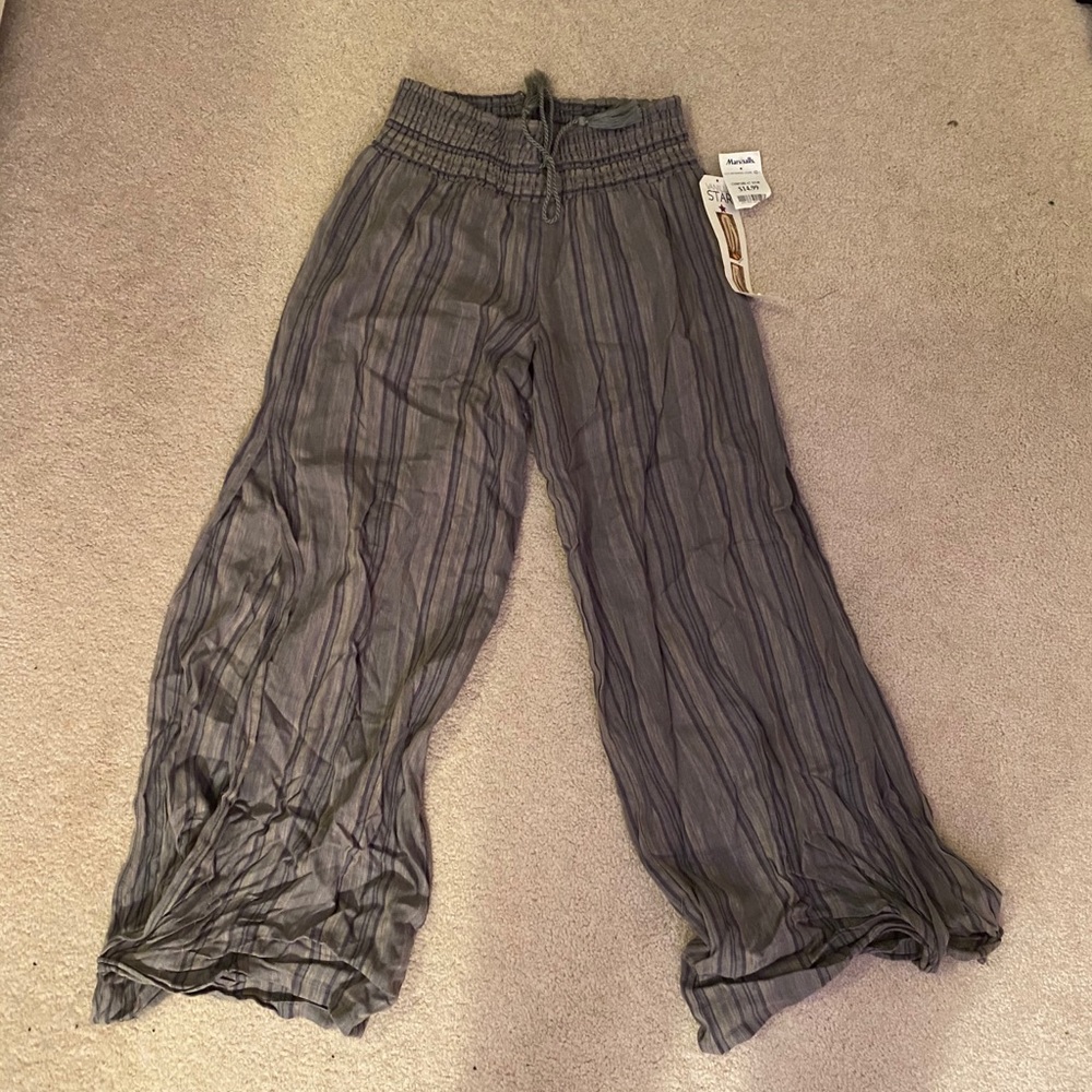 Green/tan Stipped Open Slit Pants